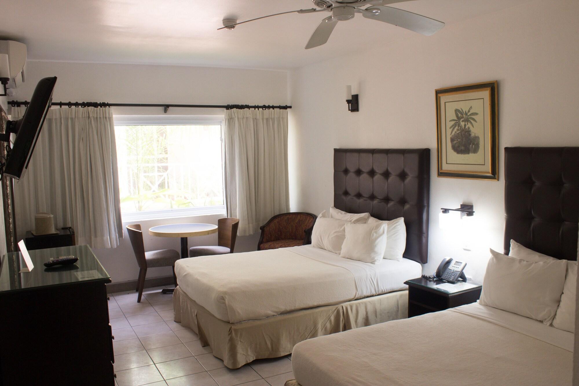 Altamont Court Hotel Kingston Exterior photo